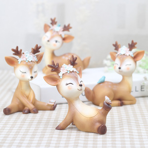 Décoration de voiture de dessin animé Zakka, figure de proue de cerf en résine, gâteau créatif, cadeau de décoration de fleurs préservées - Product Image 1