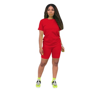 Women's Custom Logo 2-Piece Sports Suit Set Solid Color Casual <b>Top</b> and Above Knee Shorts for Spring and Summer - Product Image 2
