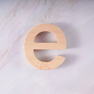 Letras de Madera sin Terminar del Alfabeto con Números del 0 al 9 y Símbolos, Piezas de Madera para Letras, para Decoración de Paredes del Hogar - Product Image 3