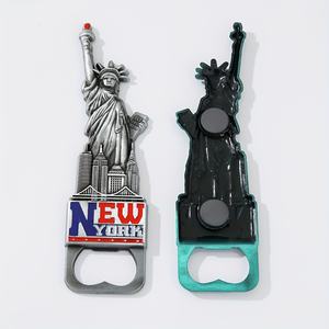 Statuetta della Statua della Libertà Personalizzata in Stagno Lucidato Placcato Oro con Apribottiglie, Souvenir Moderno <span class=keywords><strong>per</strong></span> Arredamento <span class=keywords><strong>Casa</strong></span> - Product Image 4