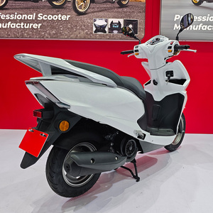Nouveau design <span class=keywords><strong>125cc</strong></span> LINK motos à essence GY6 moteur refroidi par air vitesse maximale 85kmh système EFI frein à disque <span class=keywords><strong>scooter</strong></span> à gaz sur route - Product Image 6