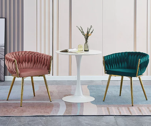 Chaises de salle à manger en velours de luxe nordique, dossier tressé, pieds en métal noir et or, chaises rembourrées pour la maison, le bureau, la villa - Product Image 1