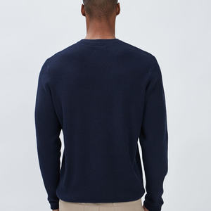 Suéter de Punto Chenilla Texturizado con Cuello Redondo para Hombre, Invierno, Color Taupe, con Acabado Suave y Silueta Relajada para el Fin de Semana - Product Image 3