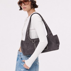 Sac à bandoulière vintage en suède à rivets grande capacité pour femme 2026, <span class=keywords><strong>pochette</strong></span> en faux suède avec fermeture éclair - Product Image 2