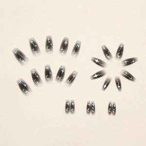 Ongles à presser gothiques de qualité supérieure, motif étoile et lune argentés, dégradé foncé - Product Image 2