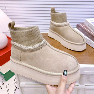 Botas cortas clásicas para mujer, lujosas y elegantes, adecuadas para otoño e invierno, que brindan calidez en condiciones nevadas. - Product Image 1