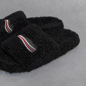Chaussons en laine de haute qualité pour homme et femme, luxueux, pour l'automne et l'hiver, avec broderie tendance, antidérapants, design extérieur - Product Image 5
