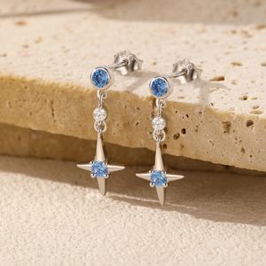 Boucles d'oreilles pendantes scintillantes en argent sterling 925 avec micro-incrustation de zircone cubique et imitation saphir, motif étoile du Nord, pour femme - Product Image 4