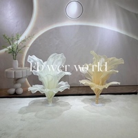 Nouvelle conception de décoration florale pour centre de table de mariage, fleurs géantes en soie organza, installation artistique, décoration de table de mariage