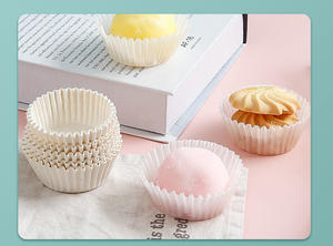 Forminhas de Papel Parchment Revestidas de Silicone para Muffins em Forma de Tulipa Descartáveis Brancas/Marrons para Festas de Natal - Product Image 4