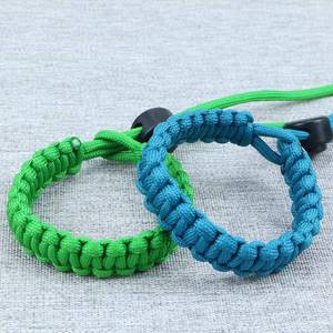 Accesorio Táctico Personalizado para Pulsera de Paracord con Cierre de Nylon Ajustable, Tejido Resistente, 11mm de Grosor, Empacado en Bolsa - Product Image 3