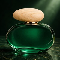 Flacon de parfum de luxe en pierre de rivière avec bouchon en bois de bouleau et collier doré, parfum personnalisé OEM en gros
