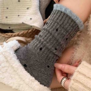 Calzini in Lana Termici Premium con Logo Personalizzato, Super Morbidi con Motivo a Pois e Bordo Arricciato, Calzini Invernali Caldi in Lana Lavorata a Maglia - Product Image 2