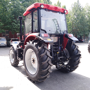 Tractor Agrícola Multifuncional YTO 4WD de Primera Categoría con Elevador de Doble Cilindro para Tareas Agrícolas y de Construcción Eficientes - Product Image 6
