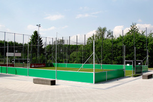 Terrain de <span class=keywords><strong>football</strong></span> 5v5 avec <span class=keywords><strong>cage</strong></span>, terrain de <span class=keywords><strong>football</strong></span> portable avec <span class=keywords><strong>cage</strong></span>, <span class=keywords><strong>mini</strong></span>-terrain de <span class=keywords><strong>football</strong></span> amovible pour les écoles et les clubs - Product Image 3