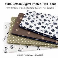 Tissu sergé imprimé numérique 100% coton 135GSM à motifs floraux, pois et rayures, personnalisé pour chemises et vêtements