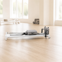 Nouvelle Conception 2026 – Machine de Pilates Reformer Multifonctionnelle Réglable en Alliage d'Aluminium Blanc pour Équipement de Studio à Domicile