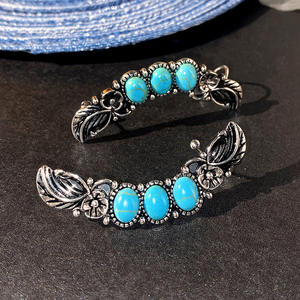 Bracelet manchette vintage E1725 en turquoise, motif floral en argent tibétain, bijoux unisexe, sertissage clos en argent antique plaqué - Product Image 4