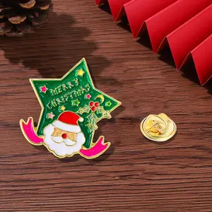 Trâm cài áo men hình ông già Noel tuần lộc hoạt hình thiết kế Giáng sinh mới lạ, sáng tạo, dễ thương, dùng làm quà tặng trang trí - Product Image 5