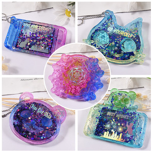 Gấu điện thoại di động vòng hoa cát lún Mặt dây chuyền niêm yết Silicone khuôn tự làm pha lê keo Keychain - Product Image 4