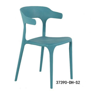 Chaise de salle à manger portable et durable en PP, au design décontracté, pour cour de ferme et utilisation intérieure/extérieure - Product Image 4