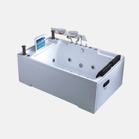Baignoire moderne avec sortie cascade pour baignoire confortable baignoire autoportante meubles de salle de bain