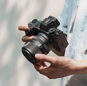 Objectif à focale fixe autofocus <span class=keywords><strong>Voigtlander</strong></span> 35/55 mm F1.8 Evo plein format pour appareils <span class=keywords><strong>photo</strong></span> hybrides à monture E/Z - Product Image 4