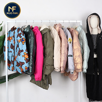 Pakaian Vintage Premium Bekas Grosir Satu Kontainer Gaya Hong Kong Wanita Musim Gugur/Dingin Bahan Campuran Semua Ukuran