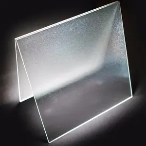 Vidro de matéria-prima para produtos de energia solar Csg vidro temperado de baixo ferro 3.2mm para painéis solares tampa vidro solar