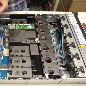 เซิร์ฟเวอร์แร็ค ThinkSystem SR655 V3 2U รุ่นขายดี พร้อมโปรเซสเซอร์ EPYC พัดลมประสิทธิภาพสูง มีสินค้าในสต็อก รับประกัน 3 ปี - Product Image 2