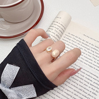 Bague double perle et zircon plaqué or 18 carats, anti-ternissement, étanche, placage PVD, vente en gros pour petites entreprises et cadeaux