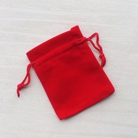 Petite pochette colorée personnalisée à bijoux en velours avec logo imprimé avec cordon de serrage pour bague collier peigne