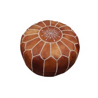 Pouf ottoman en cuir fait main, repose-pieds rembourré avec accent de couture perlée, design marocain traditionnel, poufs marocains pour salon