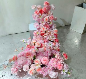 Cascata di Fiori Sospesi all'Ingrosso, Decorazioni Floreali per Matrimoni, Foglie a Cascata, Runner Floreale, Sfondo per Matrimoni - Product Image 3