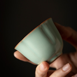 Taza de Té Kung Fu de Porcelana Ru Ware, Taza Individual para Degustación, Hecha a Mano, de Cerámica, con Forma de Pétalo, Estilo Tradicional Chino - Product Image 3