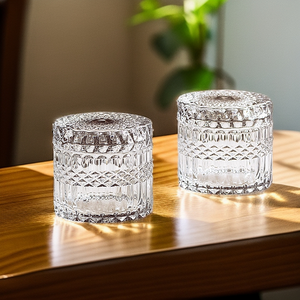 Vente <span class=keywords><strong>en</strong></span> gros de pots à bougies <span class=keywords><strong>en</strong></span> <span class=keywords><strong>verre</strong></span> de luxe vides de 8 oz avec couvercle plat, <span class=keywords><strong>pot</strong></span> <span class=keywords><strong>en</strong></span> <span class=keywords><strong>verre</strong></span> pour la décoration de la maison, la fabrication de bougies, les mariages et les fêtes - Product Image 1