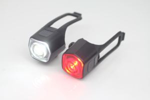 Vente en gros de feux arrière de vélo LED rechargeables par USB-C, portables, étanches IPX4, en ABS, pour la conduite nocturne - Product Image 6