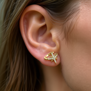 E1599 Orecchini a forma di stella in oro bianco con montatura a punta con zirconi rotondi per gioielli da donna alla moda - Product Image 2