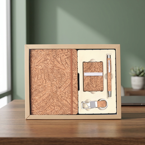 Coffret Cadeau Professionnel Liviya en Cuir PU avec Agenda, Bouteille et Porte-clés – Idéal pour les Entreprises et les Célébrations du Nouvel An – Nouveauté de l'Exportateur Indien - Product Image 3