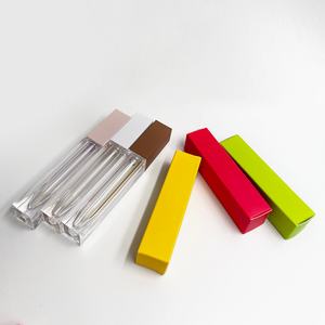 Tubes carrés vides pour gloss à lèvres de 10 ml, transparents, roses, blancs, noirs, avec applicateurs, pour emballage cosmétique - Product Image 3