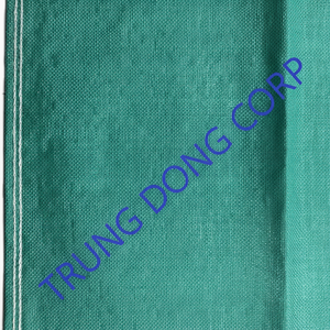 Sacos tejidos de PP de grado alimenticio sin recubrimiento Opciones de color de tela personalizada con impresión flexográfica Hecho en Vietnam para uso en harina y alimentos - Product Image 1