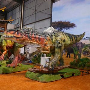 Giganotosaurus animatronique haut de gamme de 6 m marchant sur un Compsognathus pour la décoration de parcs à thème intérieurs/extérieurs et centres commerciaux - Product Image 3