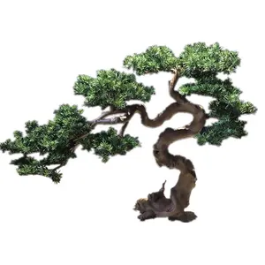 Fiberglass UV protection The Pine Greeting Guests outdoor tree trunk with plastic leaf artificial tree factory
