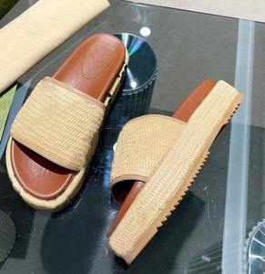 Pantuflas Personalizadas 2026, Últimos Diseños, Sandalias de Plataforma de Lujo para Mujer, Pantuflas de Verano para Exteriores - Product Image 2