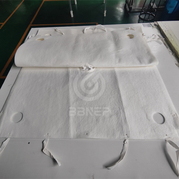Polyester Non-Woven Filter Cloth Liquid 0.2-300 Micron For Liquid Filtration