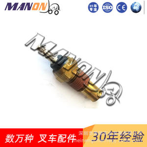 Sensor de Temperatura del Agua Hyster 1361867 con Terminal de Tornillo para Montacargas de Uso General - Product Image 2