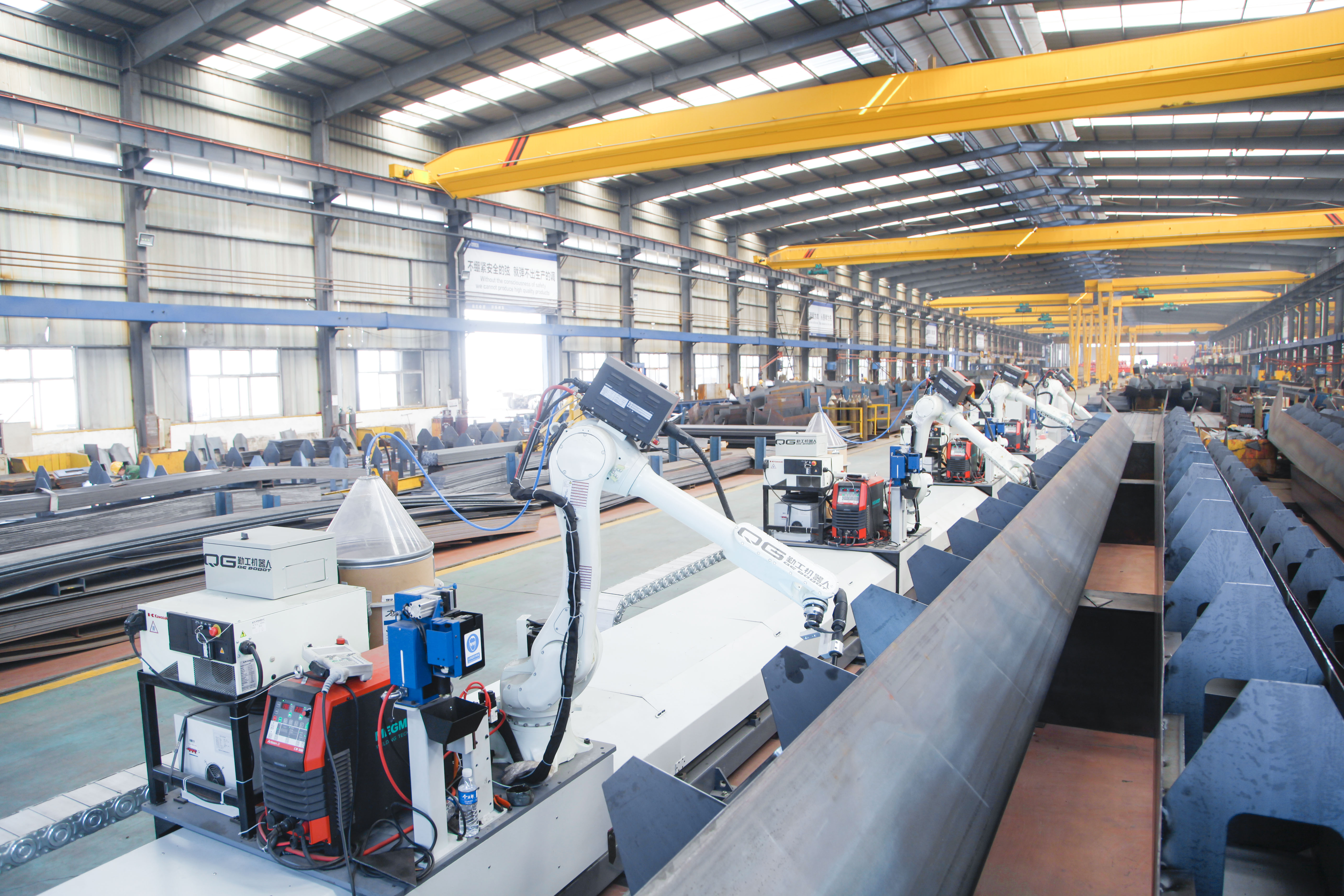 Electric double girder under-slung rail-passing crane for maintain and repair coal mills