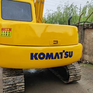 Mini-excavatrice Komatsu d'occasion 6 tonnes PC60-8, prix avantageux, qualité supérieure, pour travaux agricoles et de maintenance routière, à vendre. - Product Image 3