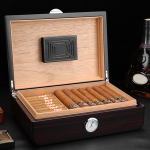 Vente chaude, humidor de voyage en bois de cèdre pour cigares, coffret de rangement laqué piano, humidificateur, fait à la main, étanche à l'humidité - Product Image 4