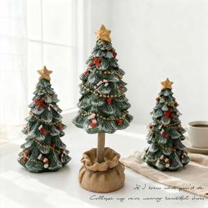 Adornos Navideños BINGCHI BC-366 2025, Resina Verde, Forma Irregular, 10.5x6.5cm, Mini Árbol de Navidad Cubierto de Nieve, Decoración Festiva - Product Image 4